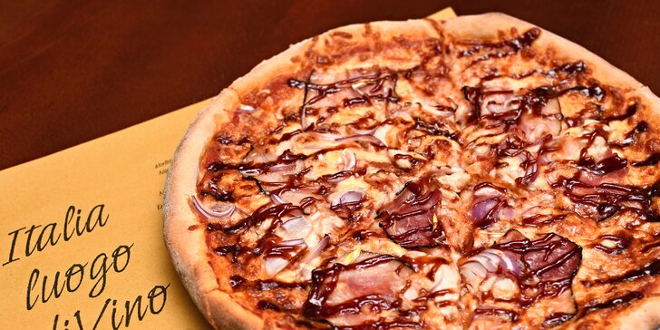 1 či 2 pizzy s sebou z italské rodinné restaurace: průměr 33 cm, výběr z 12 druhů