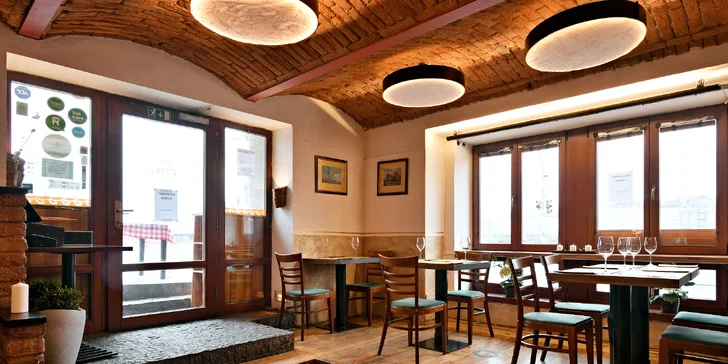 1 či 2 hlavní chody dle výběru z italské rodinné restaurace: salát, těstoviny, pizza i noky a risotta