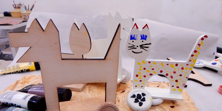Zábavné tvoření dřevěné hračky ve Smaltérii: pejsek nebo kočička