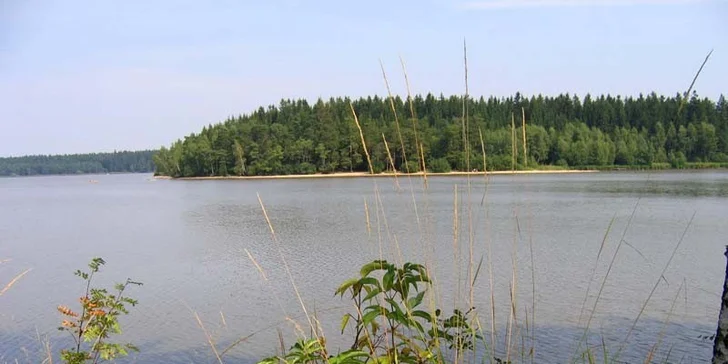 Vysočina plná zážitků: relaxační pobyt s privátní vířivkou a saunou i s výrobou skleněných šperků