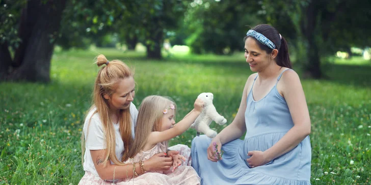 Nechte se zvěčnit od profesionálního fotografa: focení pro jednotlivce, rodiny i glamour focení