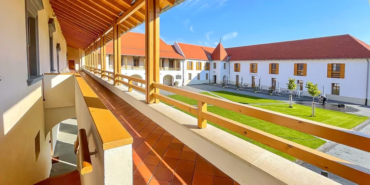 Nezapomenutelný pobyt v zámečku na úpatí Tokaje: polopenze, únikovka či VR dobrodružství i zážitkový park