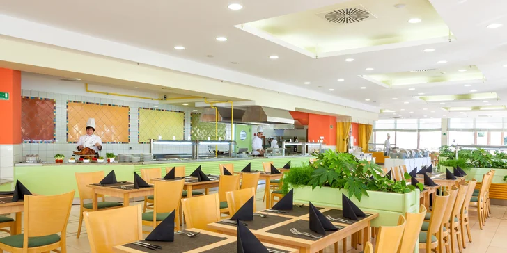 Dovolená v Chorvatsku: 4* hotel 100 metrů od pláže, bazény a all inclusive