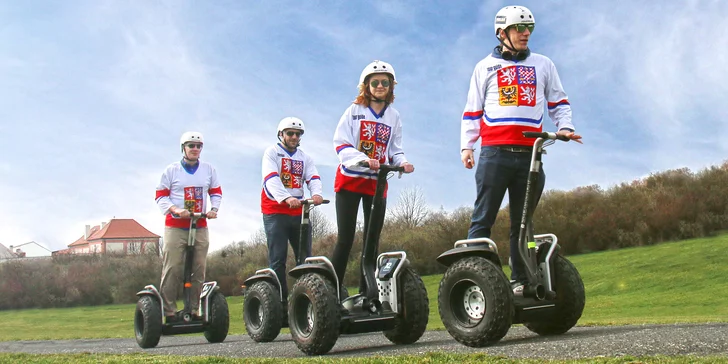 Celoroční projížďka Prahou na vozítku Offroad Segway: 30, 60 či 90 minut s průvodcem