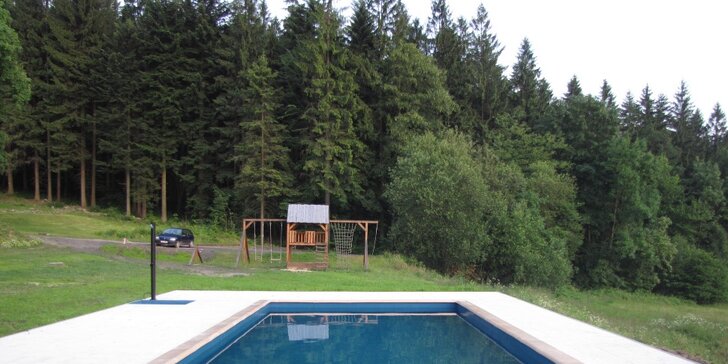 Pobyt na Čeladné: snídaně či polopenze i sauna a v létě neomezený vstup do bazénu