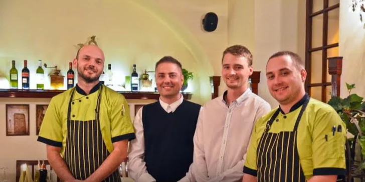 Americký humr pro dva v restauraci Oliva Nera