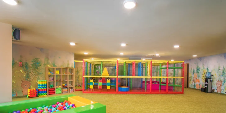 5* luxus v polských Beskydech: nový hotel, snídaně či polopenze, neomezený wellness, dětské herny
