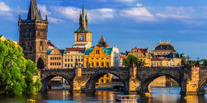 Pobyt v Praze kousek od náměstí Republiky: secesní hotel, snídaně i sauna