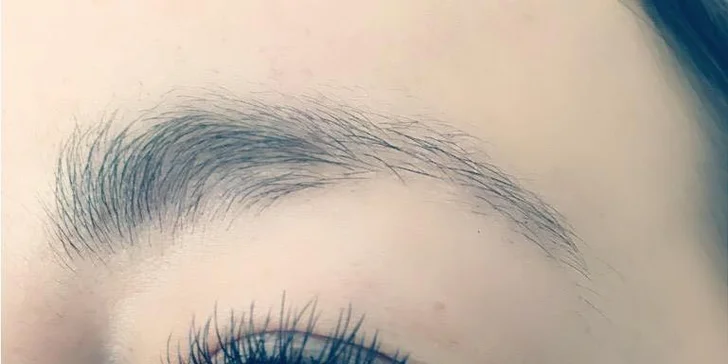 Neodolatelný pohled: Lash lifting nebo prodloužení řas