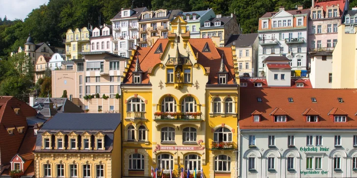 Romatický pobyt na karlovarské kolonádě: 4* hotel se snídaní, romantickou večeří i polopenzí
