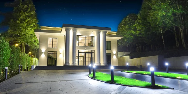 Moderní hotel s výhledem na Slezské Beskydy: polopenze a neomezený vstup do wellness i fitness