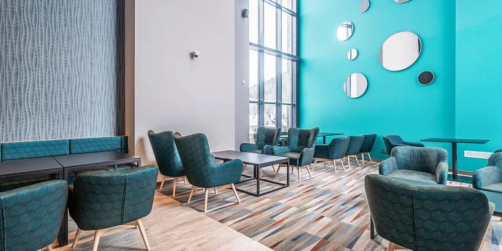 Moderní hotel s výhledem na Slezské Beskydy: polopenze a neomezený vstup do wellness i fitness