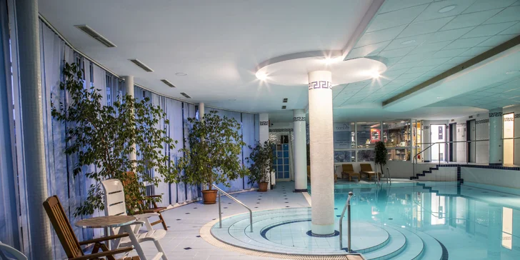 Noční relax: 2 nebo 3 hod. v privátním wellness pro 2–10 osob