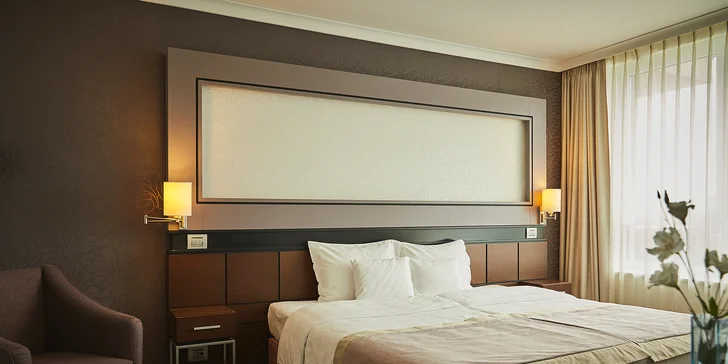 Relax v Budapešti: 4*S hotel, polopenze, obří aquapark a wellness neomezeně, 2 děti až do 13,9 let zdarma