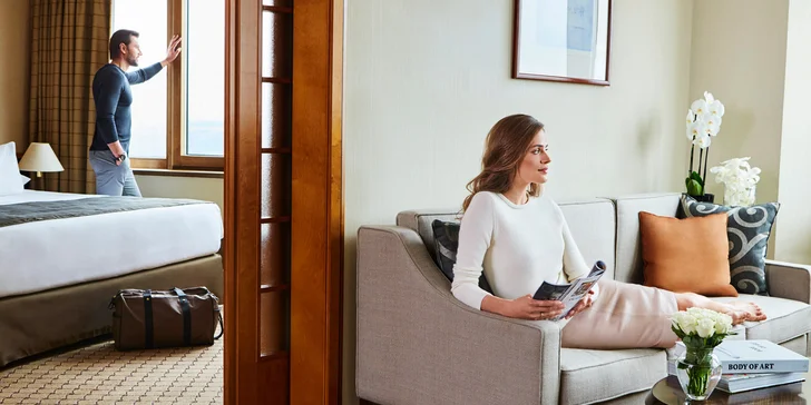 Luxusní pobyt v 5* hotelu Corinthia: bufetové snídaně nebo i wellness