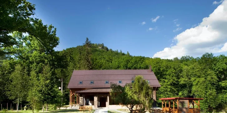 Pobyt na Slovácku, 2 km od Buchlova: zrekonstruovaný penzion se snídaní