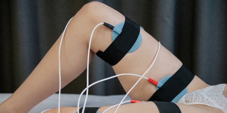 Elektrostimulace pro zpevnění těla a formování svalů: 30–60 minut
