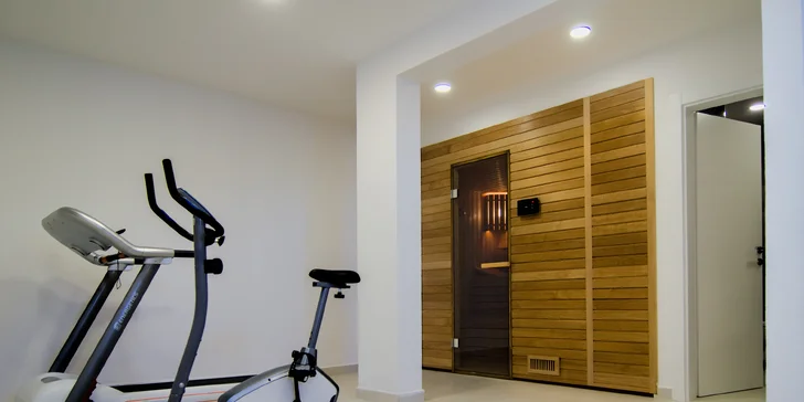 Parádní dovolená na Makarské riviéře: ubytování v apartmánu 900 m od pláže, sauna