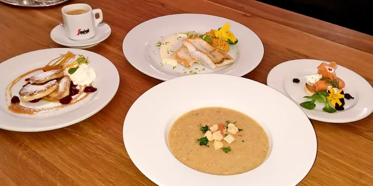 Čtyřchodové menu v restauraci Galerie Třeboň pro 1 či 2 osoby: rybí polévka, candát i lívanečky