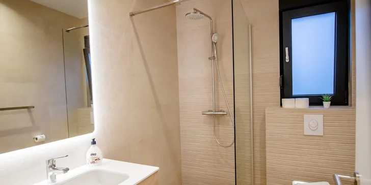 Skvělý odpočinek na Makarské riviéře: ubytování v apartmánu 900 m od pláže, sauna