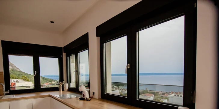 Skvělý odpočinek na Makarské riviéře: ubytování v apartmánu 900 m od pláže, sauna