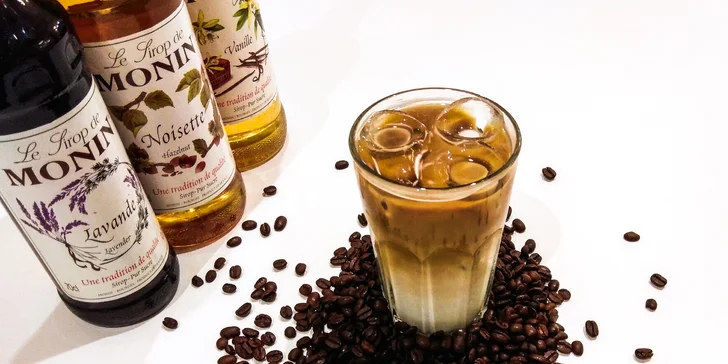 Dejte si drink v centru Prahy: aperol, limonáda, cappuccino i ledové latté