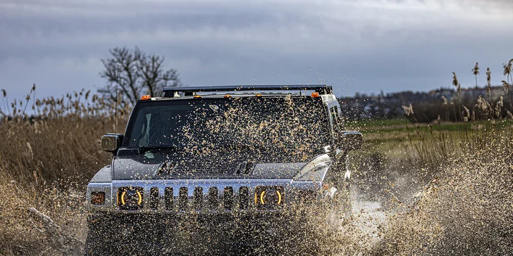 15 až 60 minut adrenalinu: jízda s instruktorem v Hummer H2