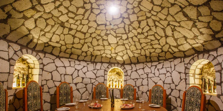 Tokajský klenot: luxusní ubytování v italském stylu mezi vinicemi, bohaté snídaně a degustace