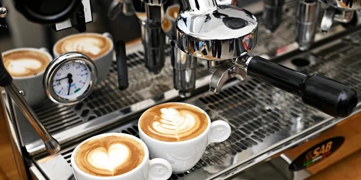 Naučte se připravovat tu nejlepší kávu: Denní baristický kurz či latte art