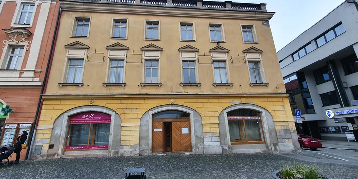 Thajské masáže v salonu v Kolíně: záda, ramena a šíje nebo celé tělo