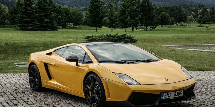 Jízda v novém Ferrari 458 Italia nebo v Lamborghini Gallardo LP560-4 vč. paliva