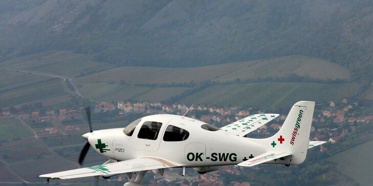 Pilotem luxusního letounu Cirrus SR 20 na zkoušku a letenka pro 2 další pasažéry