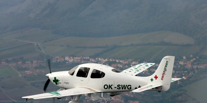Pilotem luxusního letounu Cirrus SR 20 na zkoušku a letenka pro 2 další pasažéry
