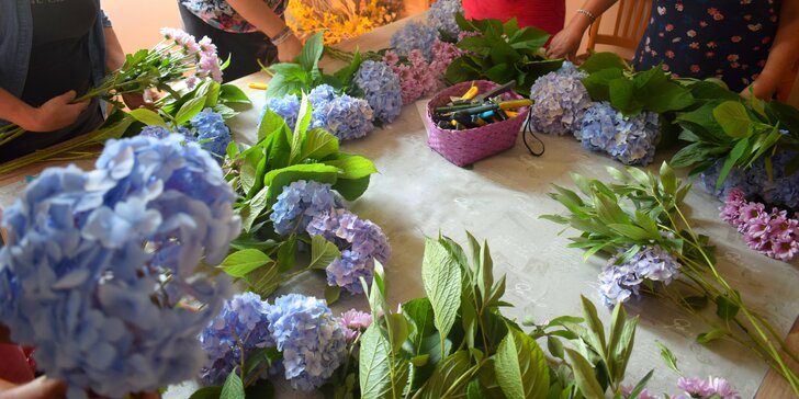 Floristické kurzy na 2 a 4 hodiny: Úvod do floristiky a Základy vázání kytic