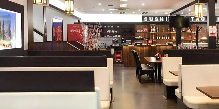 Pestré sety sushi o 40–68 ks: rolky s lososem, krabem i tuňákem, krevetami nebo vege