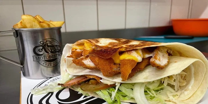 Masová i vegetariánská tortilla s domácími hranolky a tatarkou pro 1 i 2 osoby
