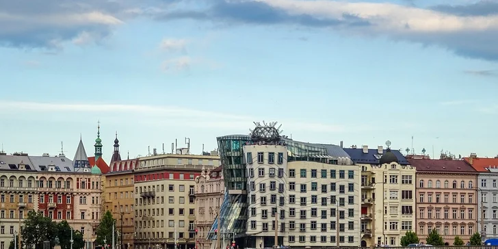 Venkovní únikovka podle výběru až pro 6 hráčů: krimi, filmová či šifra mistra Templáře