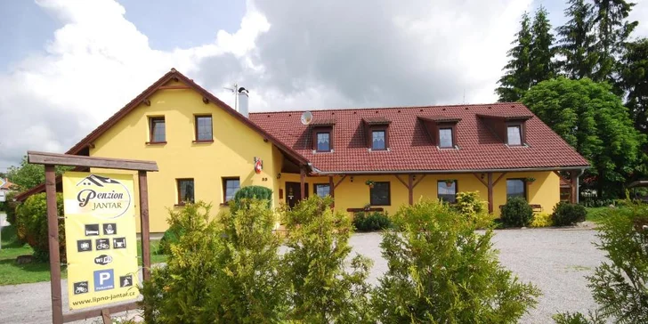 Dovolená na Lipně až pro 4 os.: penzion v Horní Plané, snídaně a slevy na přívoz i koloběžky