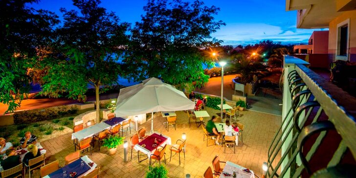 Pohodička u chorvatského Zadaru: hotel přímo u pláže a polopenze