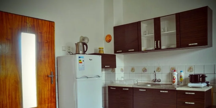 Pobyt v chaloupce až pro 7 osob + sleva na vstup do Pekla a Pohádkové vesničky