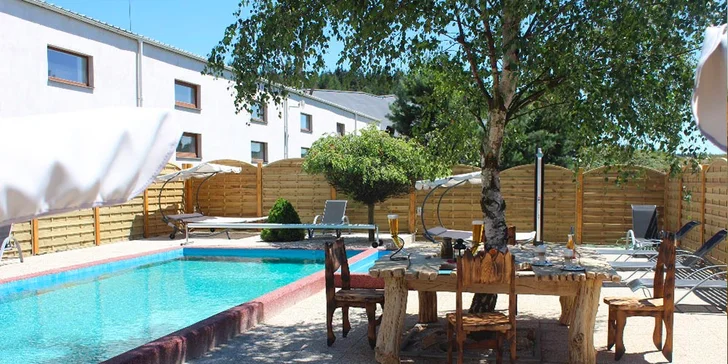 Pobyt v apartmánech u Pekla Čertovina s polopenzí a vířivkou