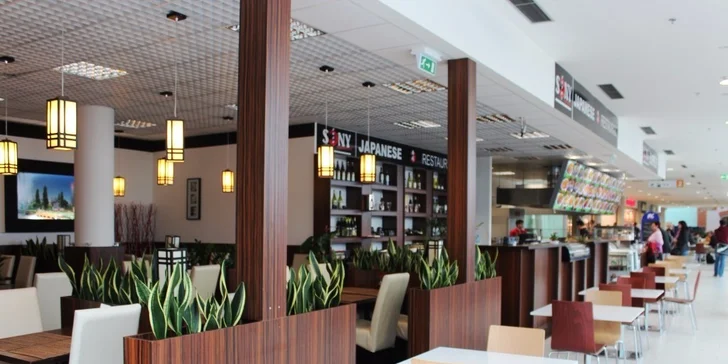 Sushi – lék na podzimní splín: čerstvé i smažené, 18 či 28 kousků v setu