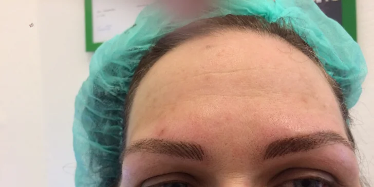 Permanentní make-up: horní i dolní oční linky, pudrové obočí, microblading či rty