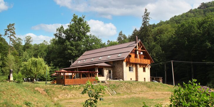 Pobyt na Slovácku, 2 km od Buchlova: zrekonstruovaný penzion se snídaní či polopenzí