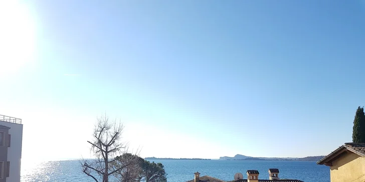 Dovolená pro pár i rodinu na břehu Lago di Garda: snídaně, wellness i kola