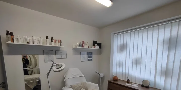 Lash lifting a výživa řas pro výrazný pohled: natočení, barvení i výživa