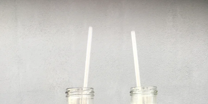 Zaleťte si na kávu, zákusek nebo domácí limonádu do Aviatik café