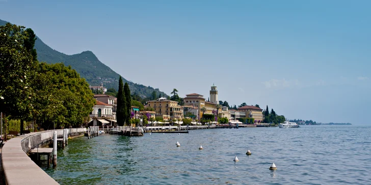 Dovolená pro pár i rodinu na břehu Lago di Garda: snídaně, wellness i kola
