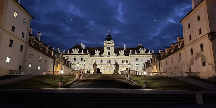 Luxusní resort v centru Lednice s výhledem na zámek se snídaní i lázněmi