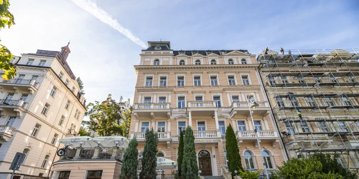 4* relaxace v Karlových Varech: polopenze, wellness i procedury